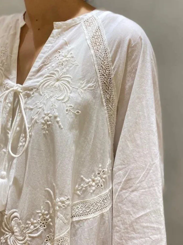 2024 Elegant Embroidered White Lace V-Neck Boho Dress