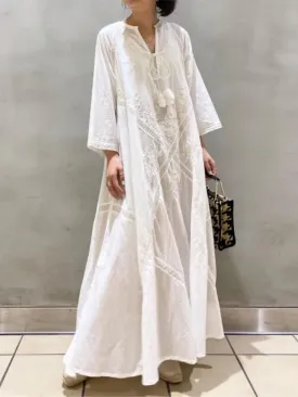 2024 Elegant Embroidered White Lace V-Neck Boho Dress