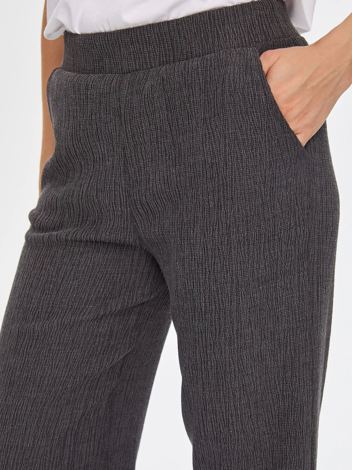 Anthracite Self Textured Straight Fit Knitted Pants 69497