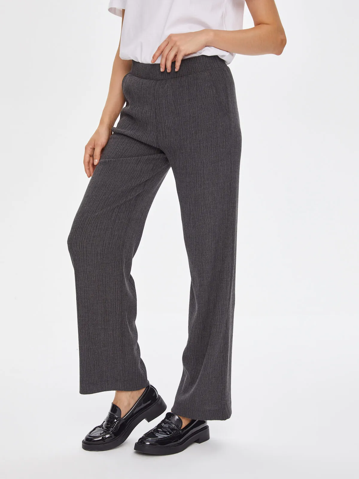 Anthracite Self Textured Straight Fit Knitted Pants 69497