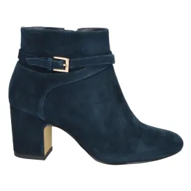 Arlette Round Toe Zippered Booties