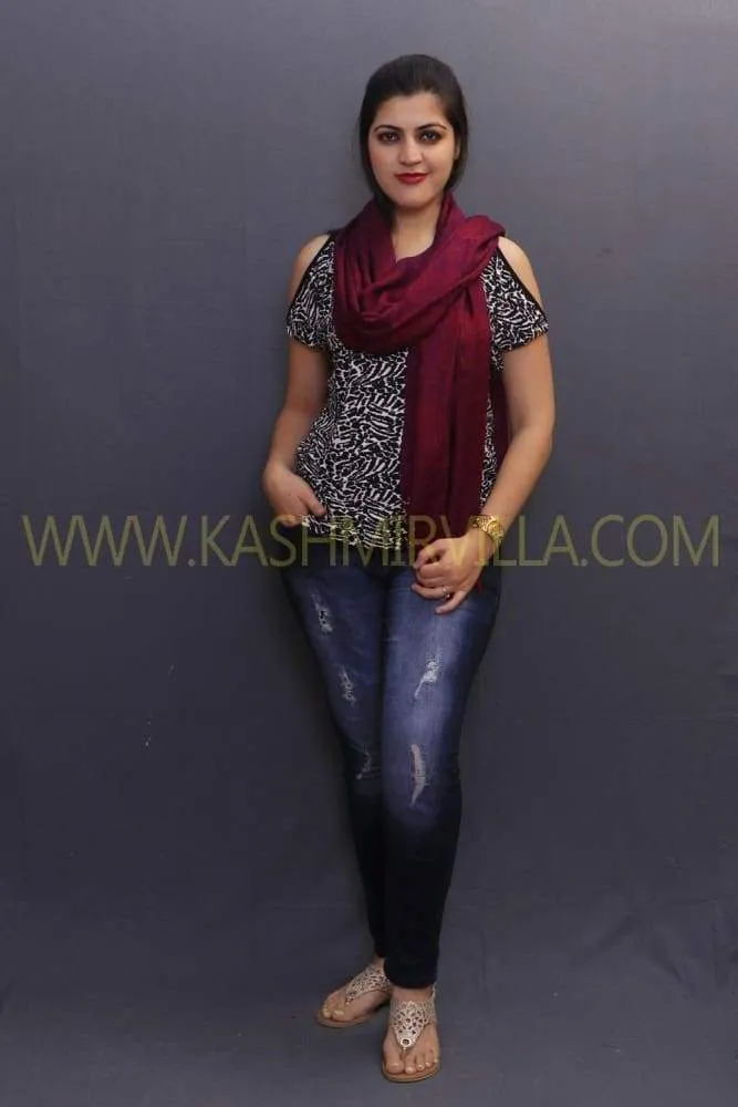 Delicate Wrap Along With Purple Base And Paisleys Looks Elegant When Team Up With Denims Or Suit.