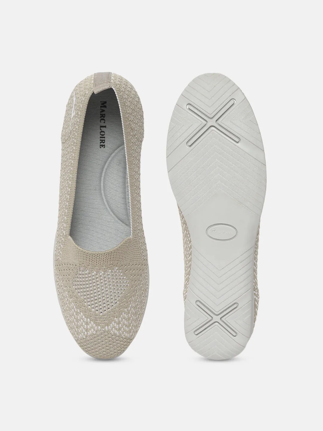 Flat Ballerinas in Woven Design