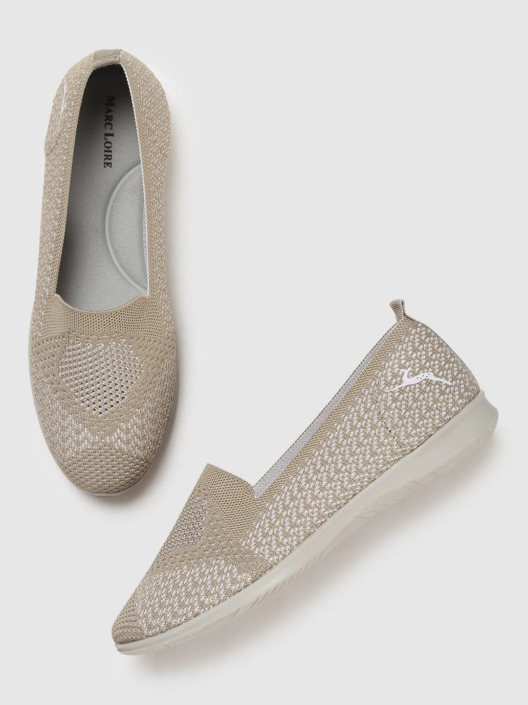 Flat Ballerinas in Woven Design