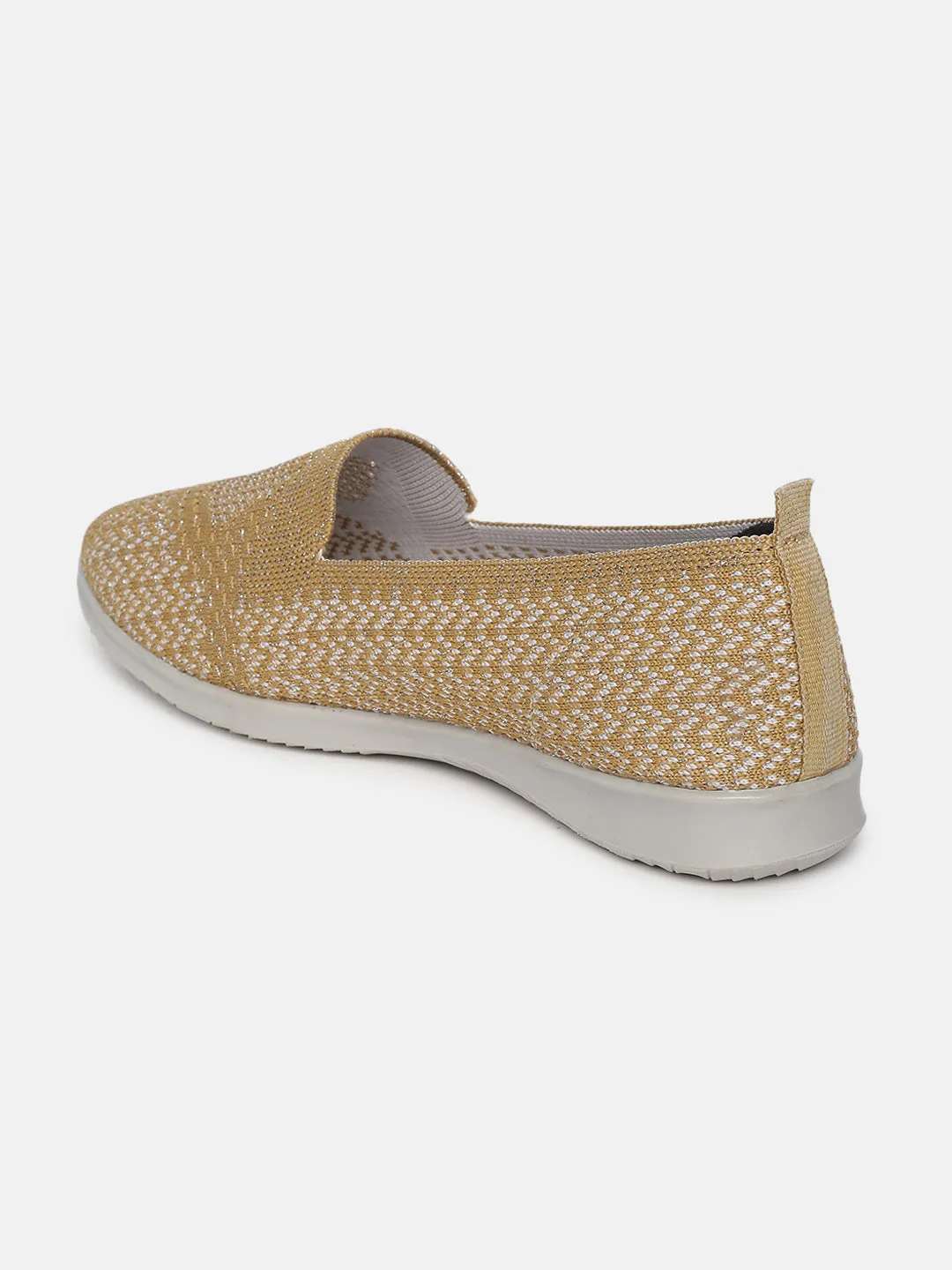 Flat Ballerinas in Woven Design